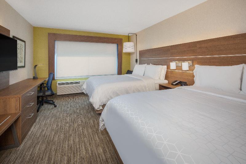 Holiday Inn Express & Suites Chico By IHG image