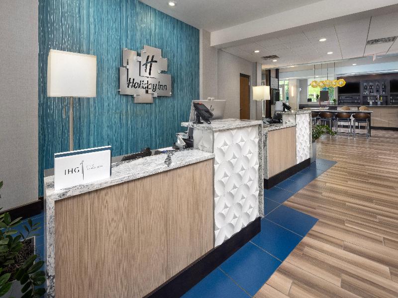 Holiday Inn & Suites Arden - Asheville Airport image