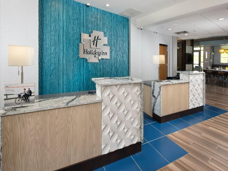 Holiday Inn & Suites Arden - Asheville Airport image