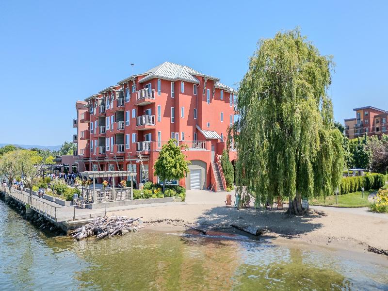 Manteo Resort Waterfront Hotel Villas image