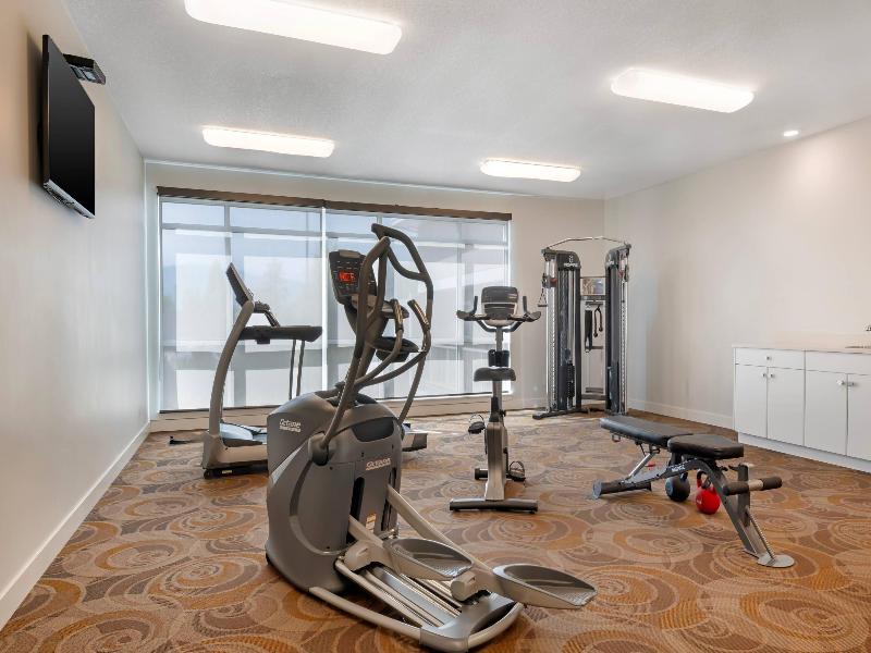 Econo Lodge Inn & Suites Kelowna image