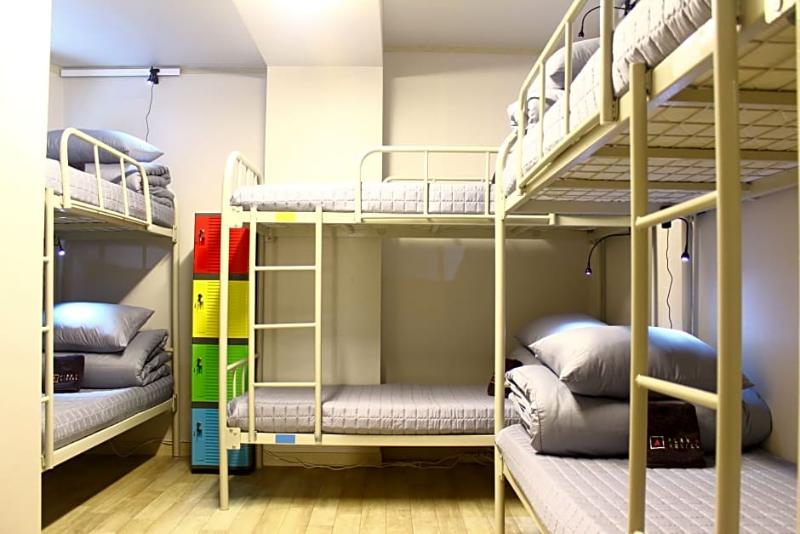 Plan A Hostel image