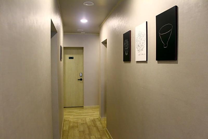 Plan A Hostel image