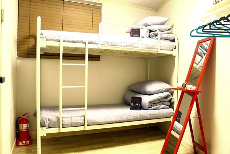 Plan A Hostel image