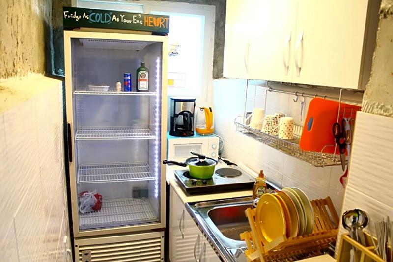 Plan A Hostel image