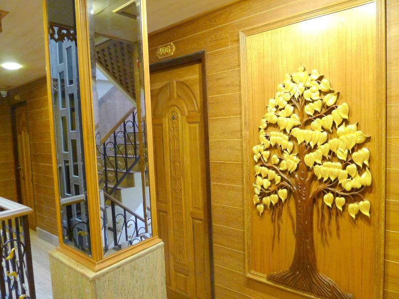 Tanee Place image
