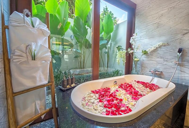 Mokko Suite Villas image