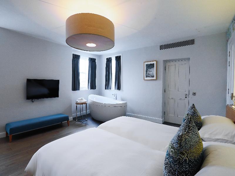 Malmaison Cheltenham image