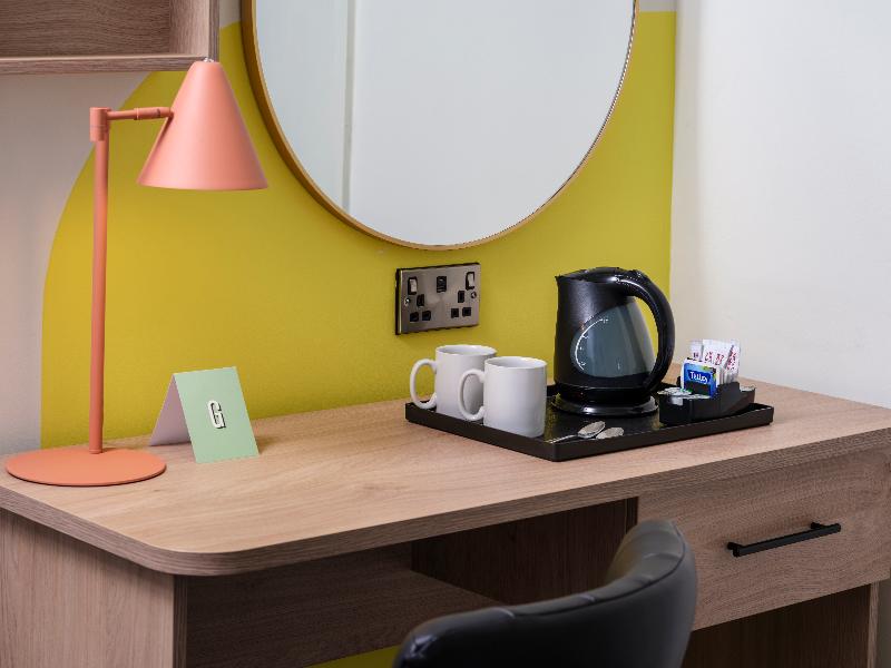 Garner Hotel Wolverhampton by IHG image
