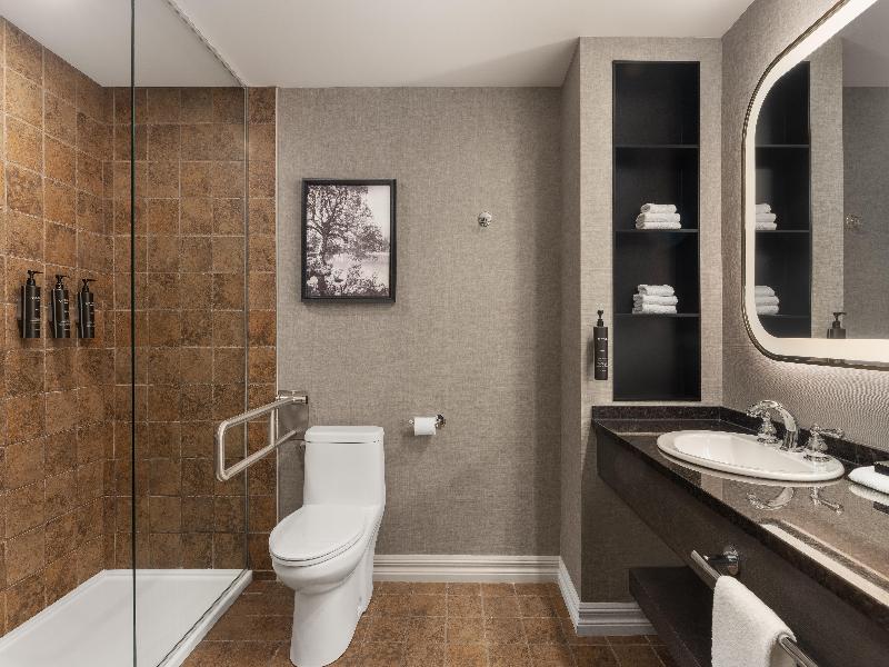Hotel Vallea Bromont, Tapestry Collection image
