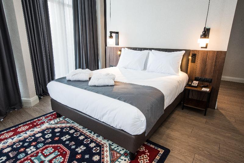 Holiday Inn Telavi — photo 34