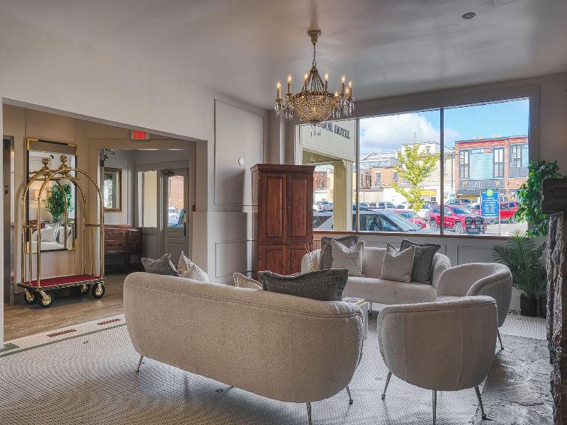 Windsor Hotel Inc image