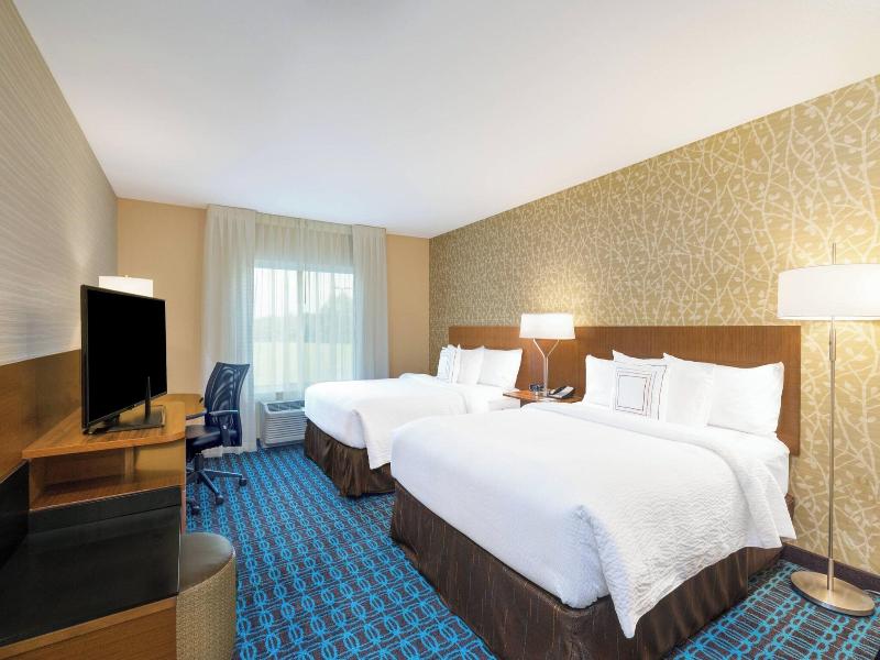 Fairfield Inn Suites Bloomsburg image