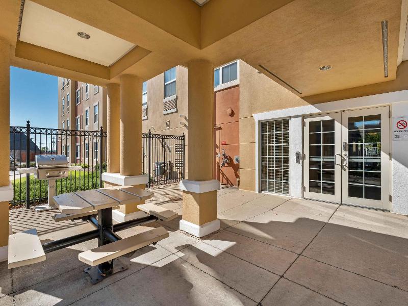 Extended Stay America Chicago O Hare Allstate Ar image