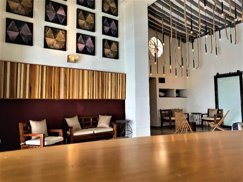 Hotel Urban image