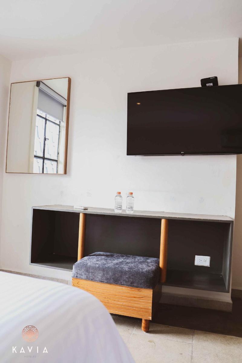 Hotel Urban image