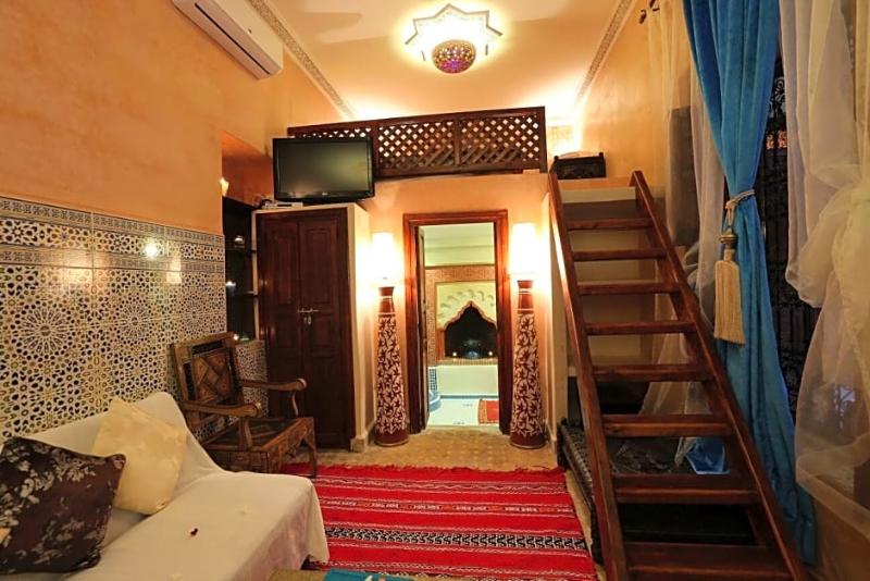 Riad Ra Ves D Orient image