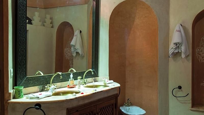 Riad Ra Ves D Orient image