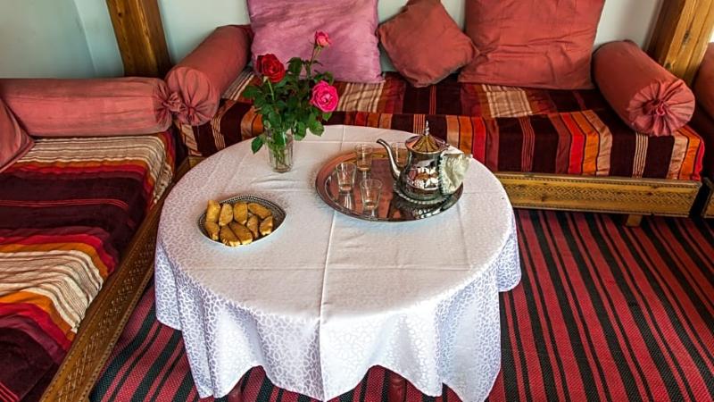 Riad Ra Ves D Orient image