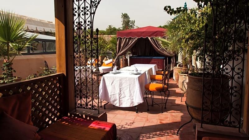 Riad Ra Ves D Orient image