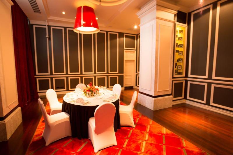 Grand Papua Hotel A Member of Radisson Individuals image