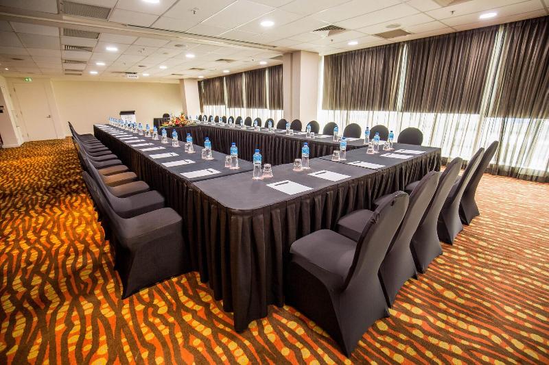 Grand Papua Hotel A Member of Radisson Individuals image