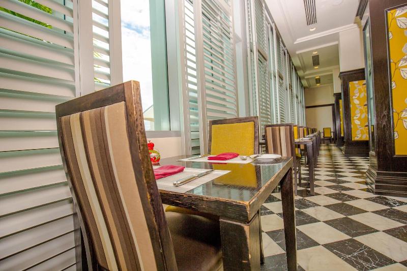 Grand Papua Hotel A Member of Radisson Individuals image
