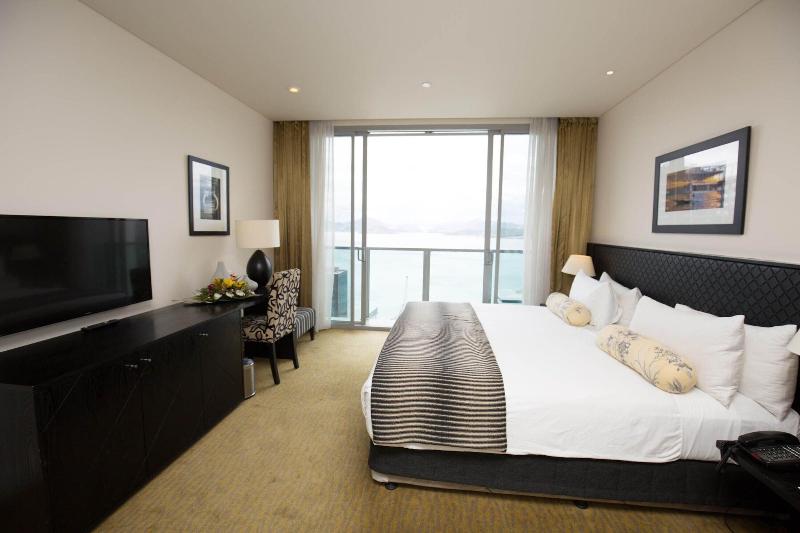 Grand Papua Hotel A Member of Radisson Individuals image