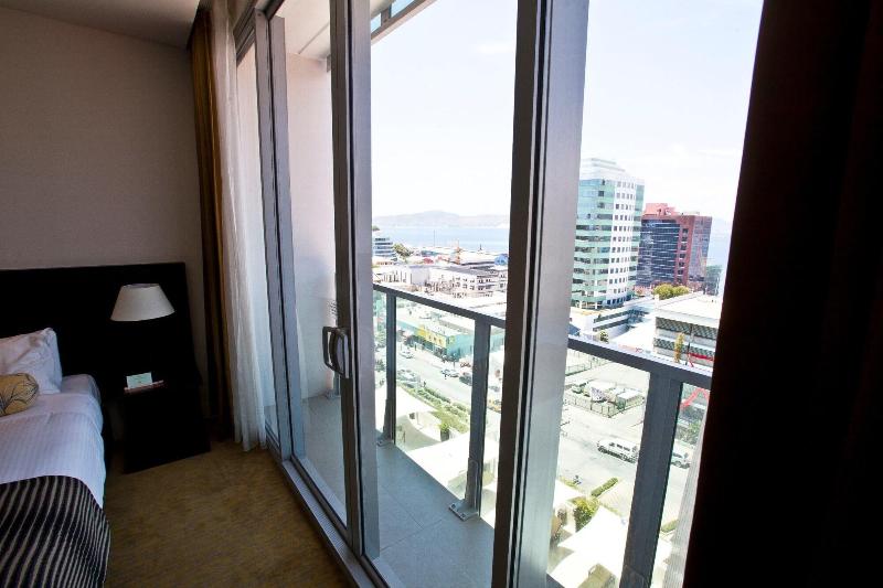 Grand Papua Hotel A Member of Radisson Individuals image