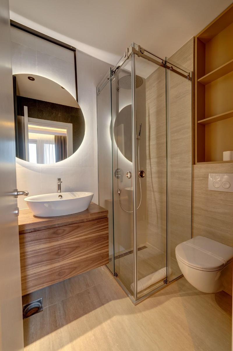 Black Pearl Luxury Suites image