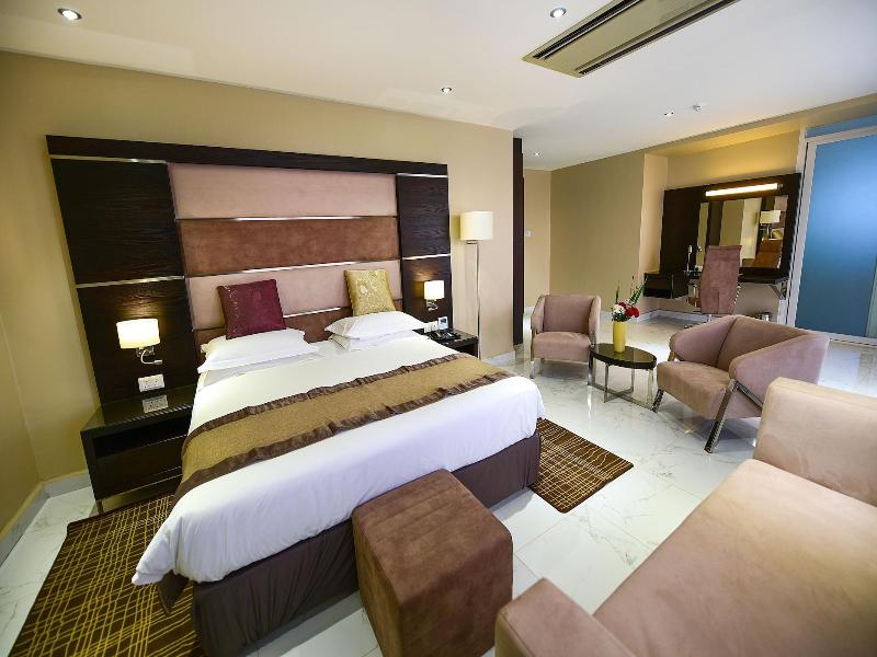 Protea Hotel Kampala Skyz image