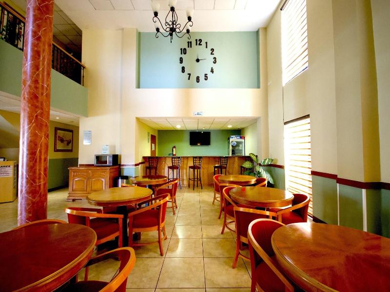Consulado Inn image