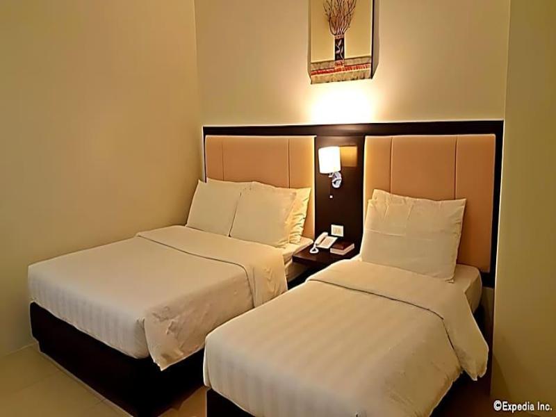 Manhattan Suites Inn image
