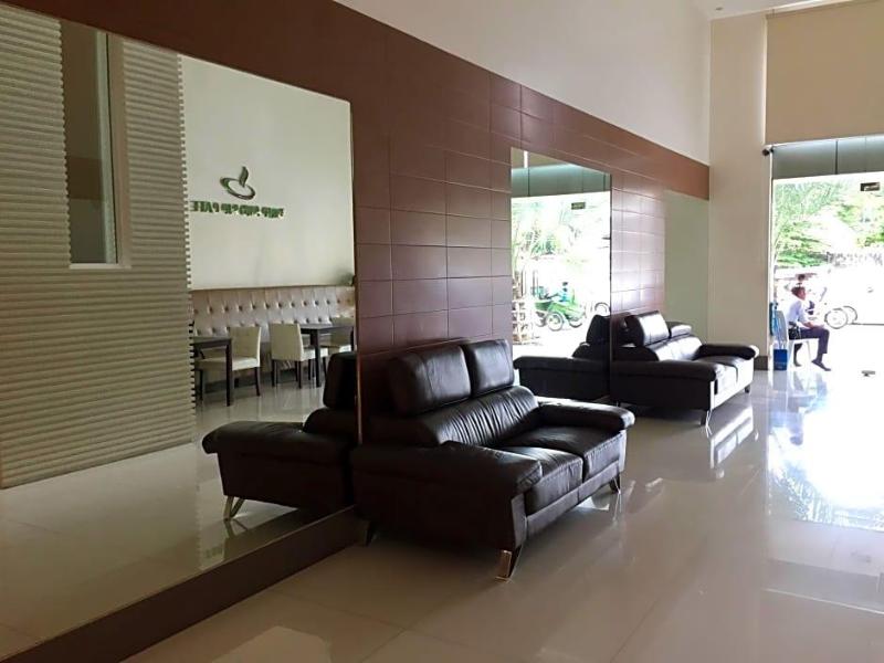 Manhattan Suites Inn image