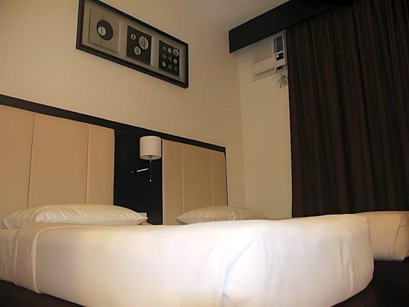 Manhattan Suites Inn image