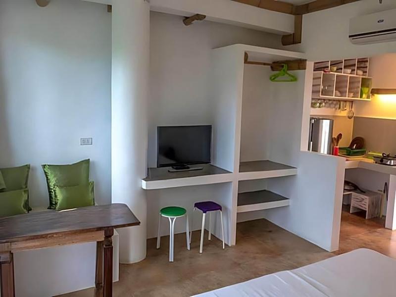 Lanterna Hotel image