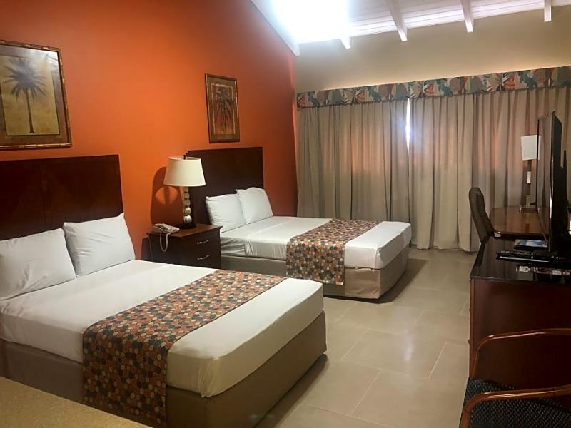 Carls Unique Inn image