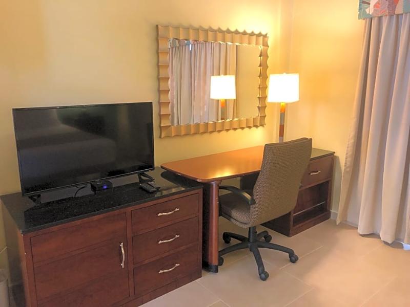 Carls Unique Inn image