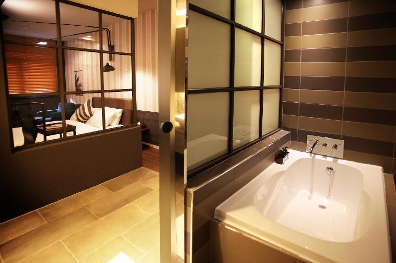 Hound Hotel image
