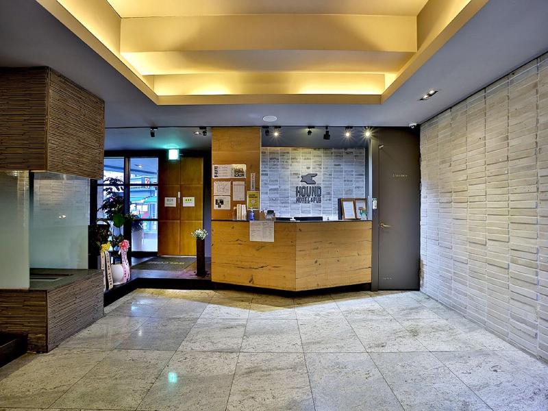 Hound Hotel image