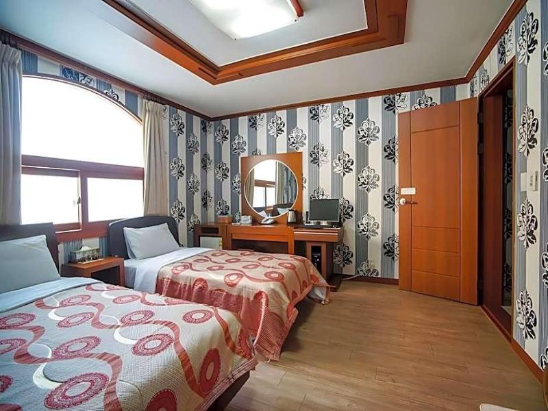 Jeju Trevi Hotel image
