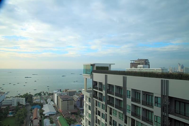 Pattaya Central Sea View Pool Suite