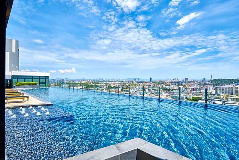 Pattaya Central Sea View Pool Suite image