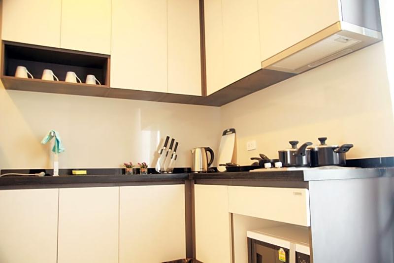 Pattaya Central Sea View Pool Suite image