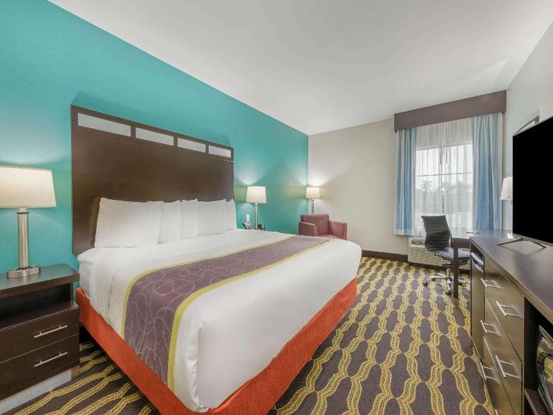La Quinta Inn Suites By Wyndham Houston Humble Ata image