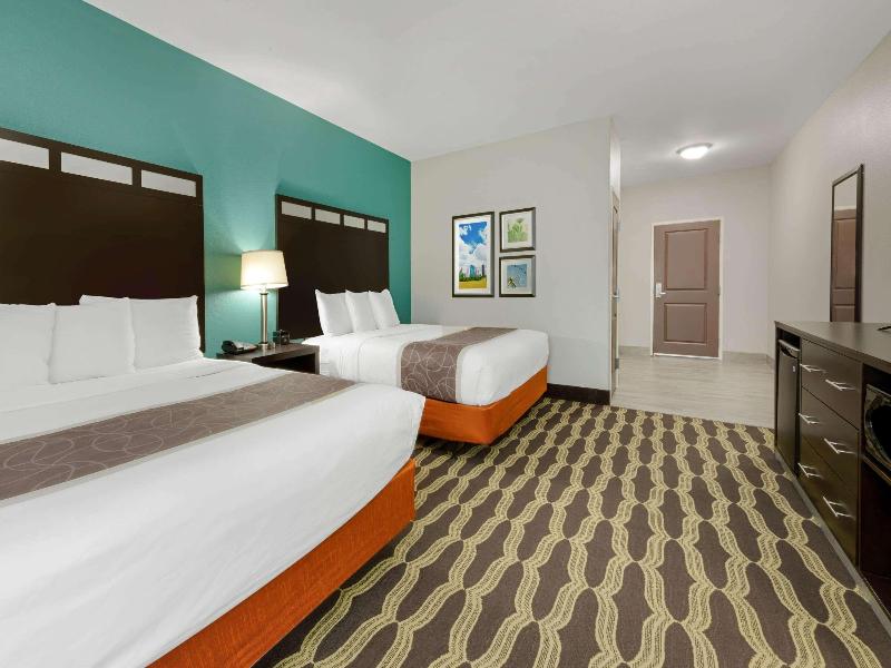 La Quinta Inn Suites By Wyndham Houston Humble Ata image
