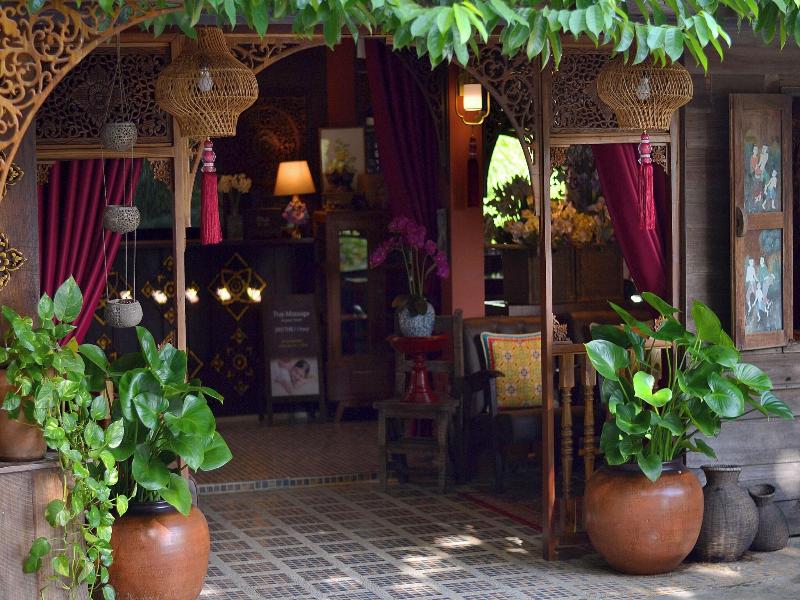 Thai Thai Sukhothai Guesthouse