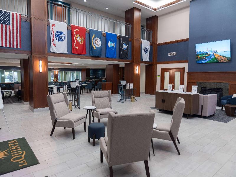 La Quinta Inn & Suites By Wyndham Bannockburn-Deer image
