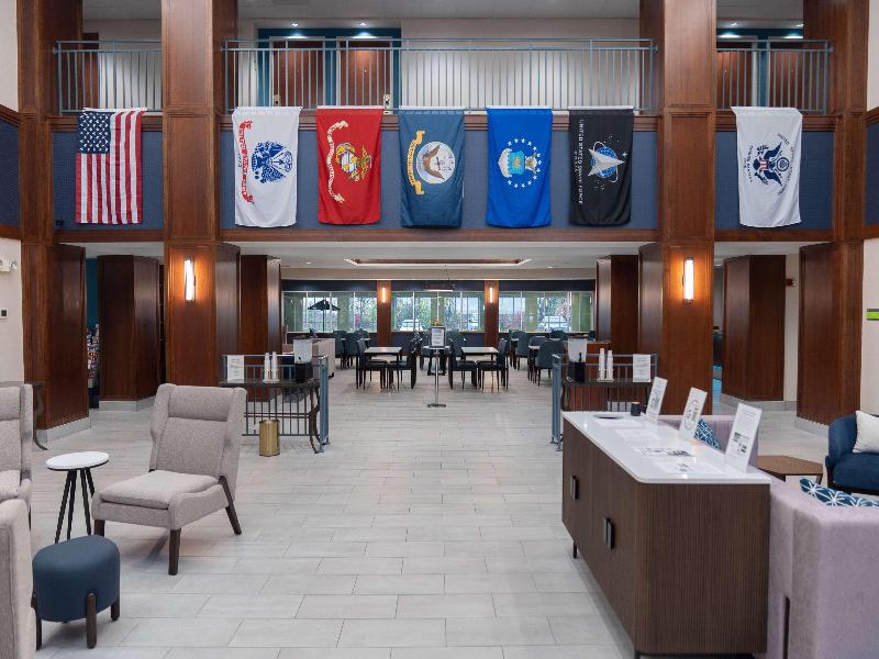 La Quinta Inn & Suites By Wyndham Bannockburn-Deer image