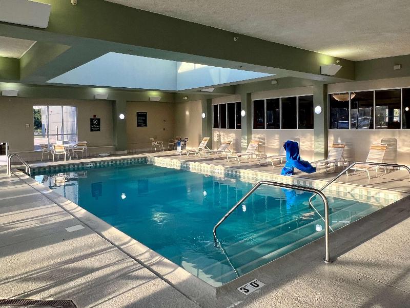 La Quinta Inn & Suites By Wyndham Bannockburn-Deer image
